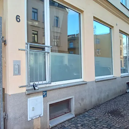 Exquvisit Three * Leipzig